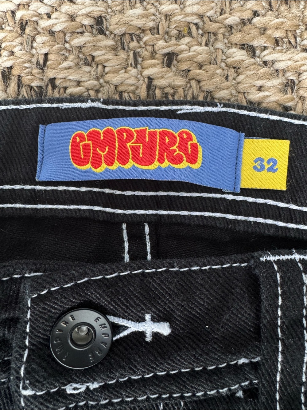 Empyre Ultra Loose Fit
Embroidered Black Skate Jeans Size 32 - Picture 8 of 12